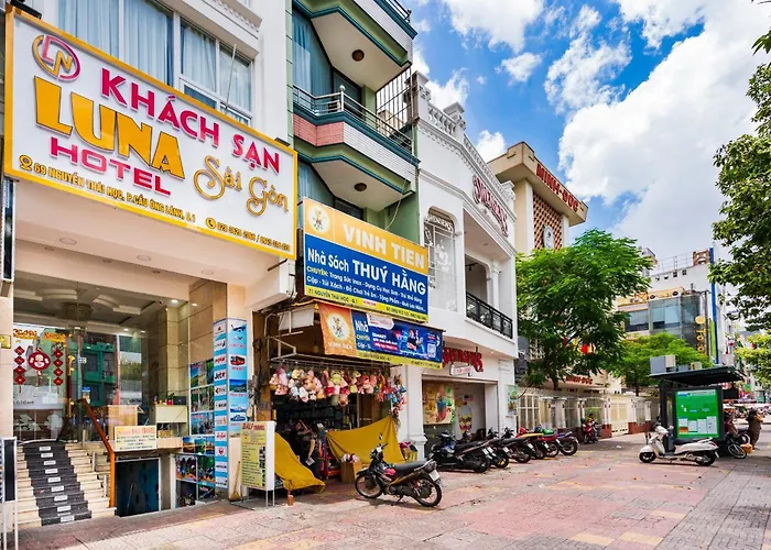 Luna Saigon Hotel - Bui Vien Walking Street